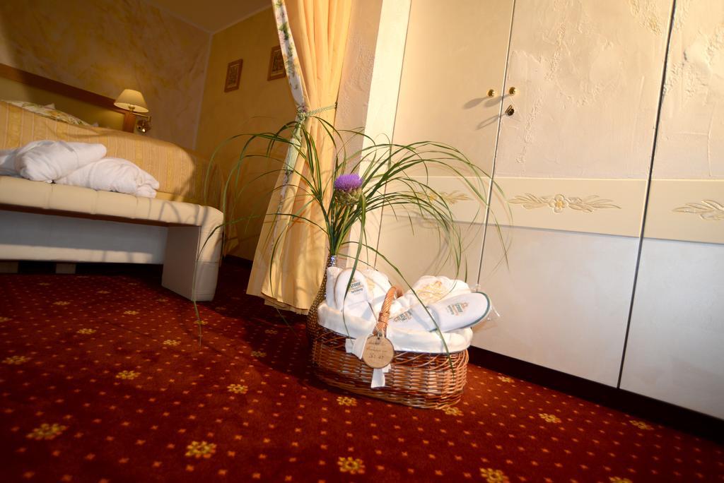 Hotel Krone Igelsberg Freudenstadt Bagian luar foto